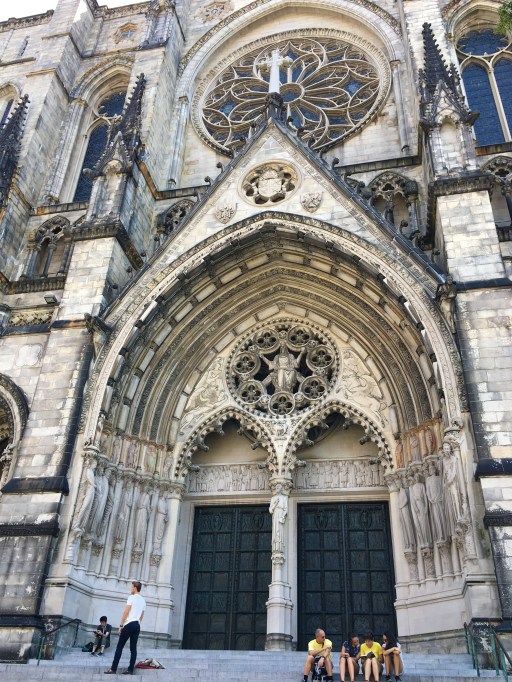 20170816 IMG_5493 iphone bronze doors