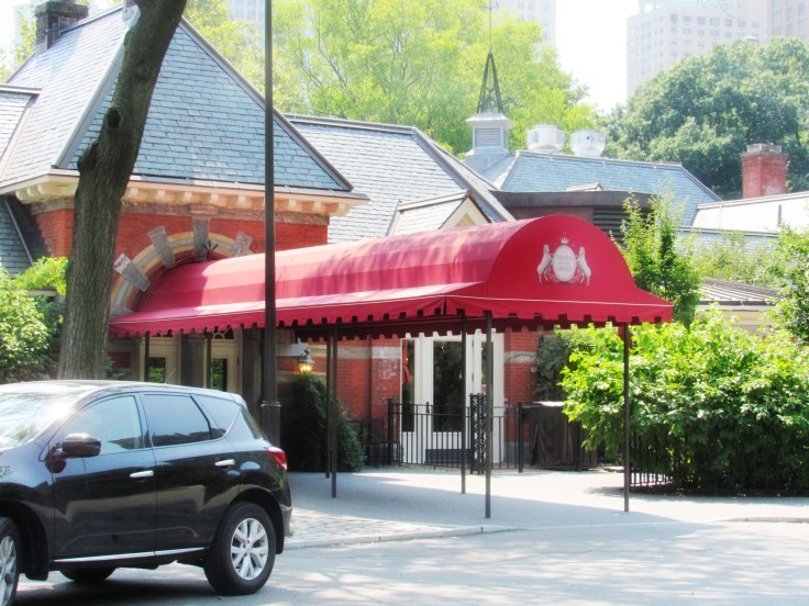 IMG_9214 530Sx tavern on the green