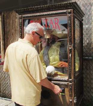 IMG_9275 Sx530 Coney Is Zoltar.jpg